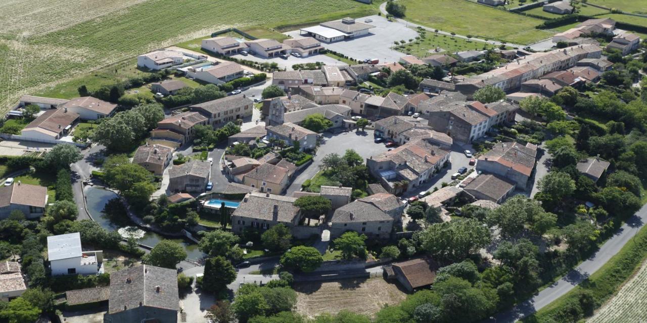 Bed and Breakfast Domaine De La Pendule Issel Exterior foto